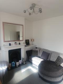 33 Bowes Road, Rochester, ME2 4BU