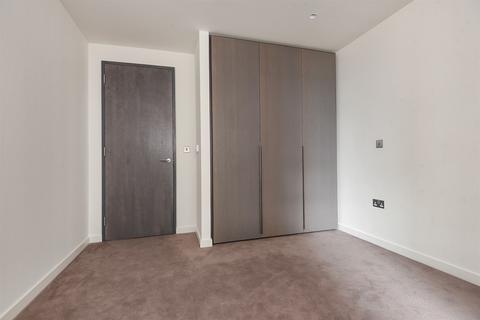 1 bedroom apartment to rent, The Lighterman, Pilot Walk, Lower Riverside, Greenwich Peninsula, SE10