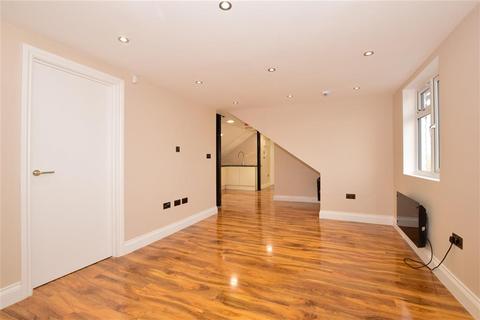 Flat 9, 18 Avenue Road, Sutton, SM2 6JD