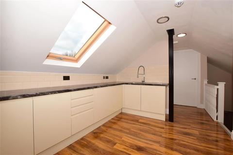 Flat 9, 18 Avenue Road, Sutton, SM2 6JD