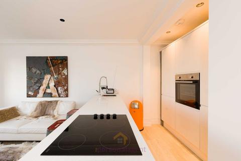 2 bedroom apartment to rent, Danehurst Court, Epsom