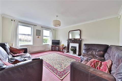 12 Oak Hill, Willerby, Hull, HU10 6DH