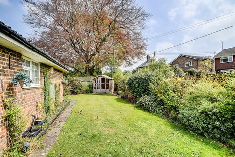 6 Hawkshaw Close, Liphook, GU30 7DF