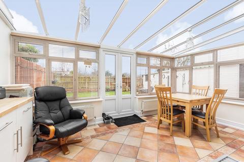 64 Rayford Avenue, London, SE12 0NG