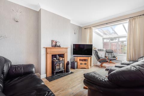 64 Rayford Avenue, London, SE12 0NG