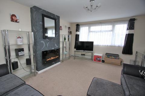 18 Barming Close, Eastbourne, BN23 7JP