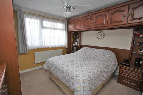 18 Barming Close, Eastbourne, BN23 7JP
