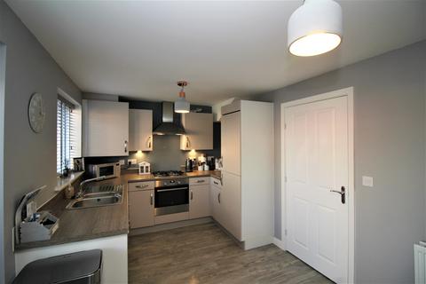 3 Carnelian Close, Poulton-le-fylde, FY6 7YT
