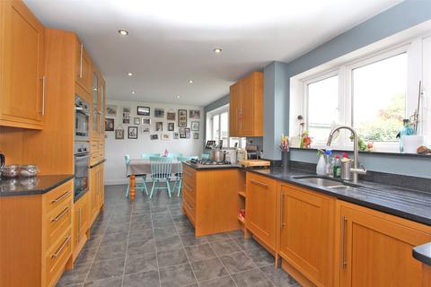 8 Abbotsford, Bartley, Southampton, SO40 2LU