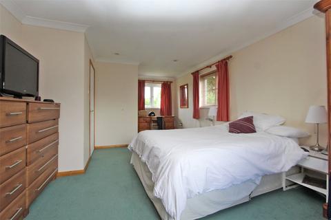 8 Abbotsford, Bartley, Southampton, SO40 2LU