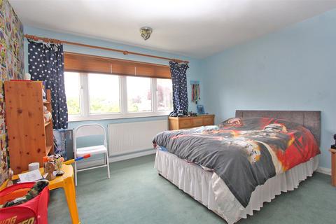 8 Abbotsford, Bartley, Southampton, SO40 2LU