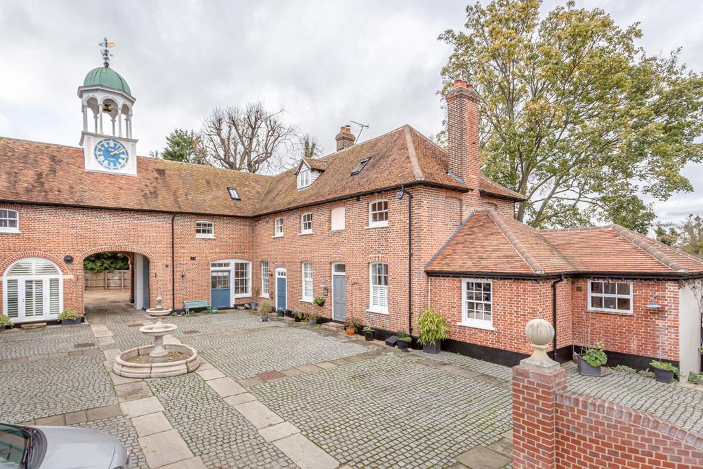 Moor Place Park, Much Hadham, Hertfordshire, SG10 3 bed end of terrace house £785,000