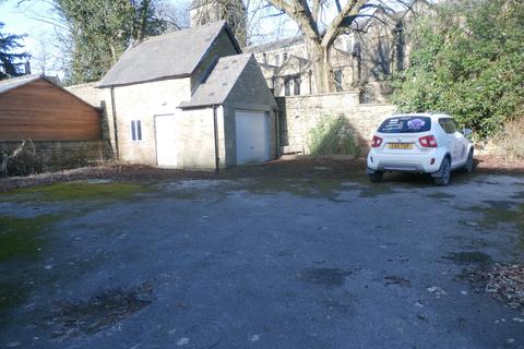 4 bedroom detached house to rent, Church Street South, Old Glossop, Glossop SK13