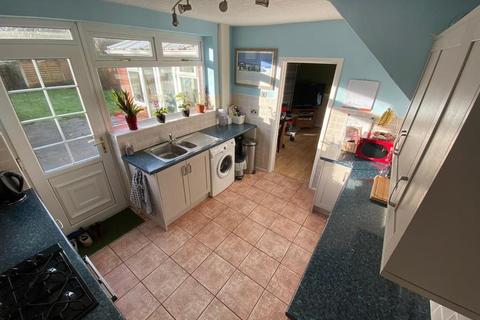 5 Bradgate Close, Manchester, M22 4LY