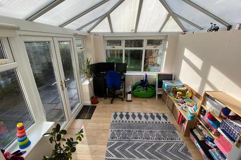 5 Bradgate Close, Manchester, M22 4LY