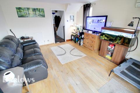 35 Bulrush Close, St Mellons, Cardiff, CF3 0AZ