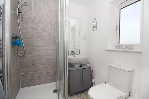 97 Highfields, Tonyrefail, Porth, CF39 8GB