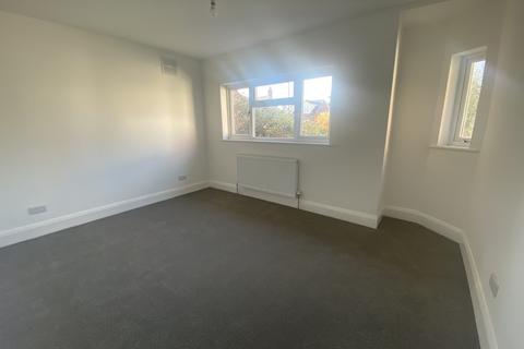 18 Watson Avenue, Nottingham, NG3 7BL