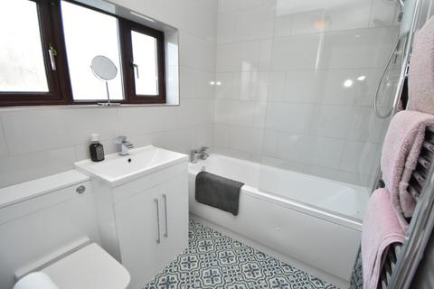 21 Burnham Meadow, Birmingham, B28 9JH