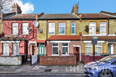 27 Thackeray Avenue, London, N17 9DT