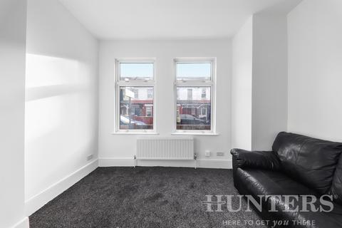 27 Thackeray Avenue, London, N17 9DT