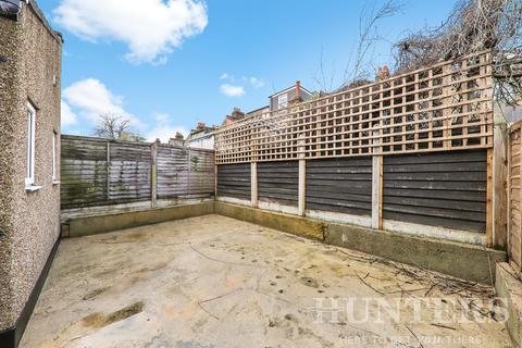 27 Thackeray Avenue, London, N17 9DT