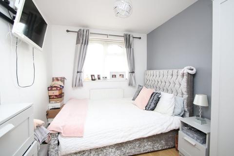 3 Bronte Close, Galley Common, Nuneaton, CV10 9RA