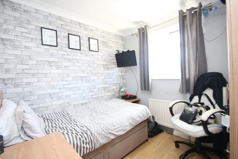 3 Bronte Close, Galley Common, Nuneaton, CV10 9RA