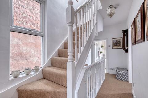 37 Albany Road, Worcester, WR3 8EY