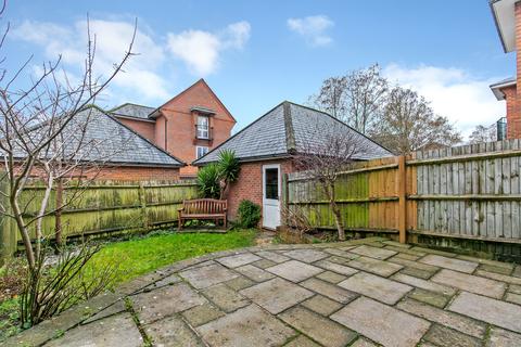 16 Arlington Place, Winchester, SO23 7TS