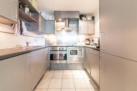 1 bedroom apartment for sale, Bridge House, London SW8