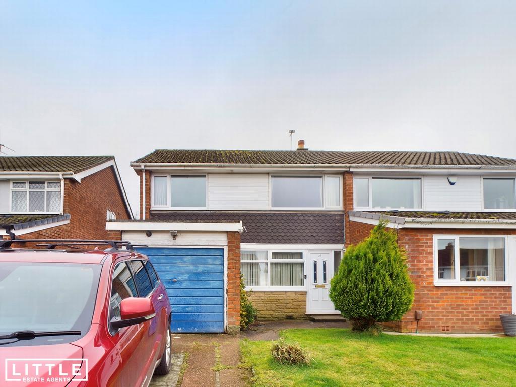 Douglas Avenue, Billinge, WN5 3 bed semidetached house £170,000