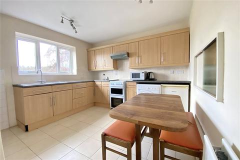 16 Gurnells Road, Seer Green, Beaconsfield, HP9 2XJ