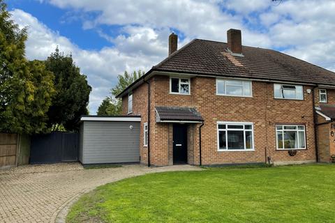 11 Cray Avenue, Ashtead, KT21 1QX