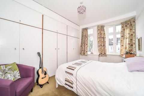 29 Albany Road, New Malden, KT3 3NY