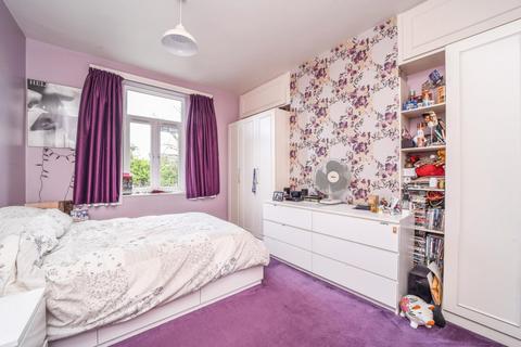 29 Albany Road, New Malden, KT3 3NY
