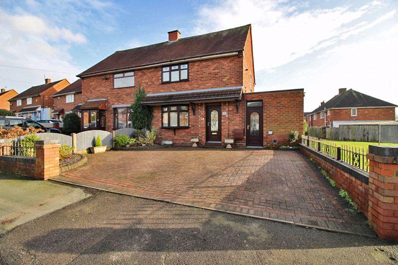 Griffiths Drive, Ashmore Park 2 bed semidetached house £160,000