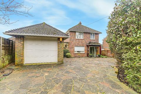 1 Albert Road, Warlingham, CR6 9EP