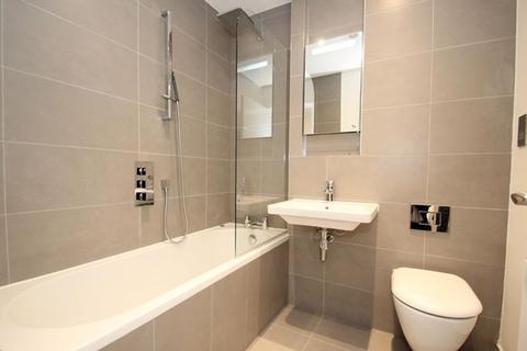 2 bedroom apartment to rent, Sphere Apartments, London E3