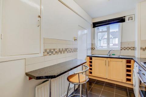2 bedroom apartment for sale, Valley Road, London SW16