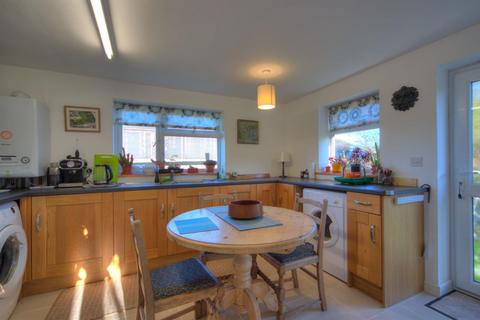 Stable Barn North Road, High Bickington, Umberleigh, EX37 9BB