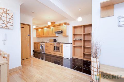 2 bedroom flat to rent, Montagu Row, London W1U