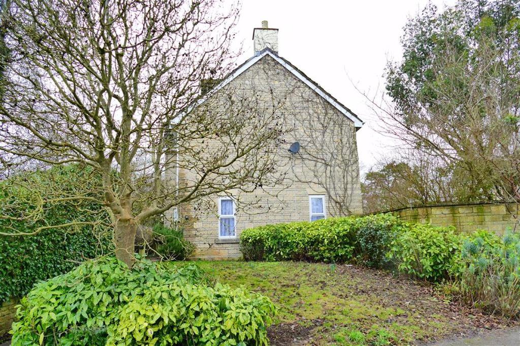Springfield Drive, Calne 5 bed detached house £399,950