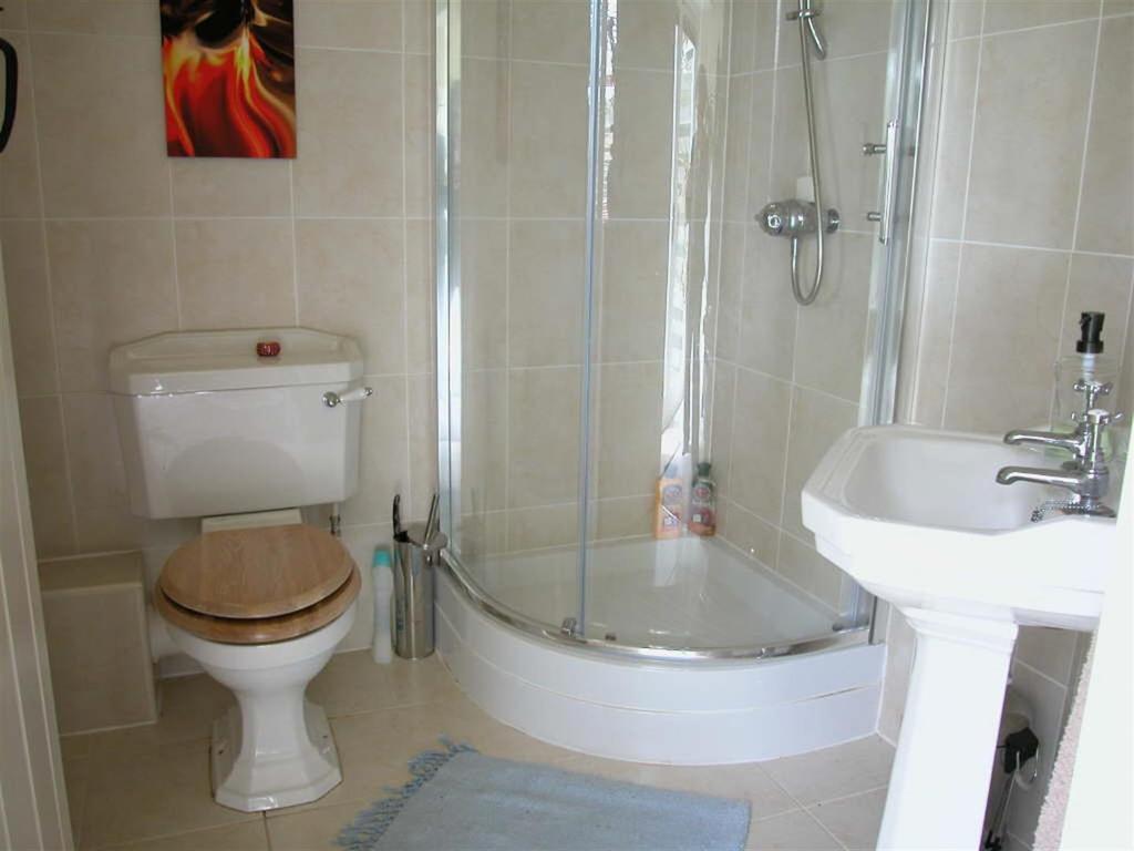 En suite shower room