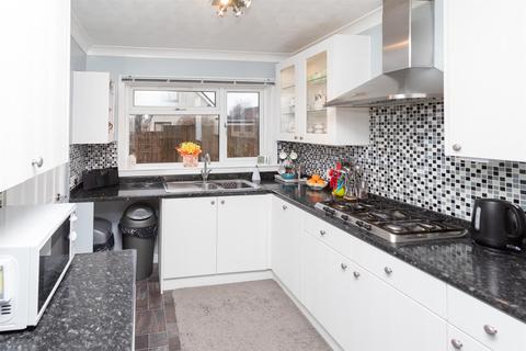 23 Dunbarney Avenue, Bridge Of Earn, Perth, PH2 9BP