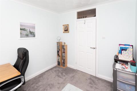 23 Dunbarney Avenue, Bridge Of Earn, Perth, PH2 9BP