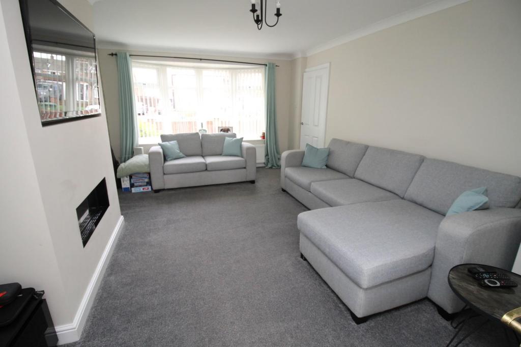 Tunstall Avenue, Billingham 3 bed semidetached house £150,000