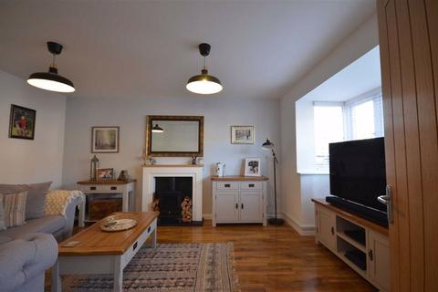 4 Tribune Place, Abbeymead, Gloucester, GL4 5UZ
