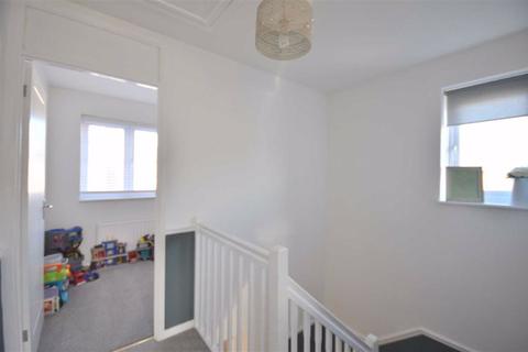 4 Tribune Place, Abbeymead, Gloucester, GL4 5UZ