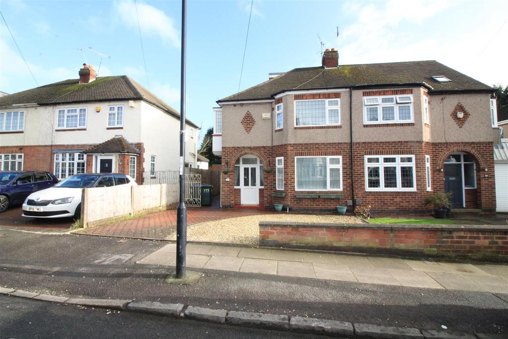 Wainbody Avenue South, Finham, Coventry 4 bed house £975 pcm (£225 pw)